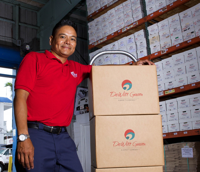 standing-with-boxes-2-is-left mover with boxes