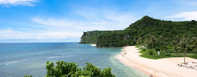 Gun Beach has a lot to offer: a vibrant coral reef perfect for scuba diving and snorkeling, a beach bar where you can grab a bite and a cocktail, and a side excursion to secluded Fai Fai Beach.